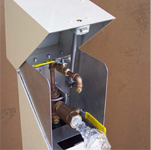 EZ‑01 F sampling station with flushing valve